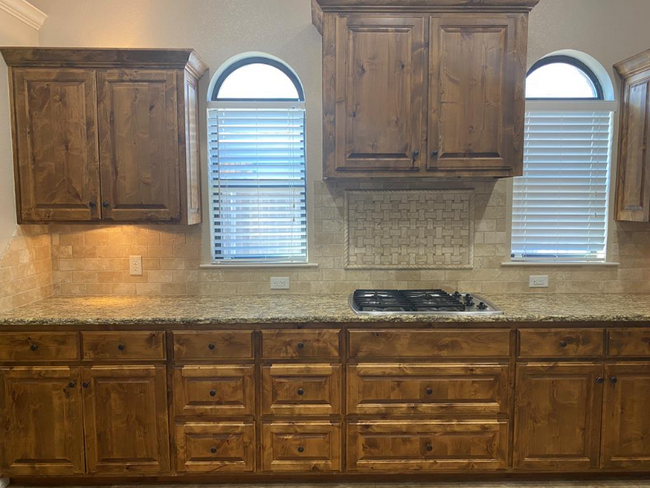 Building Photo - 4905 Woodhollow Dr