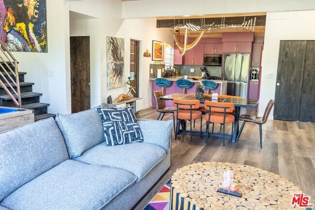 Primary Photo - 1933 Lemoyne St