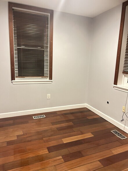 Bedroom 1 - 118 Bates St NW