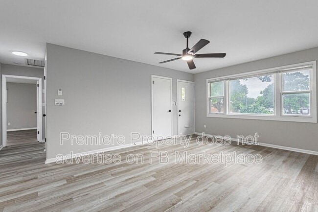Building Photo - 12607 Jackson Ave