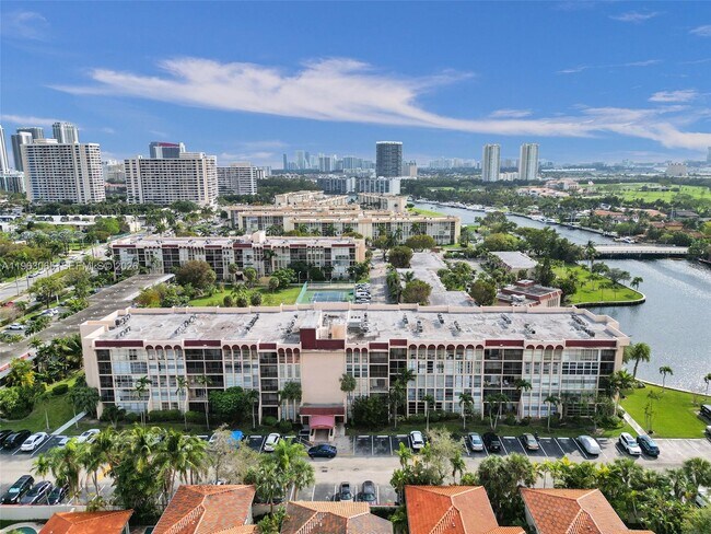 Building Photo - 2001 Atlantic Shores Blvd