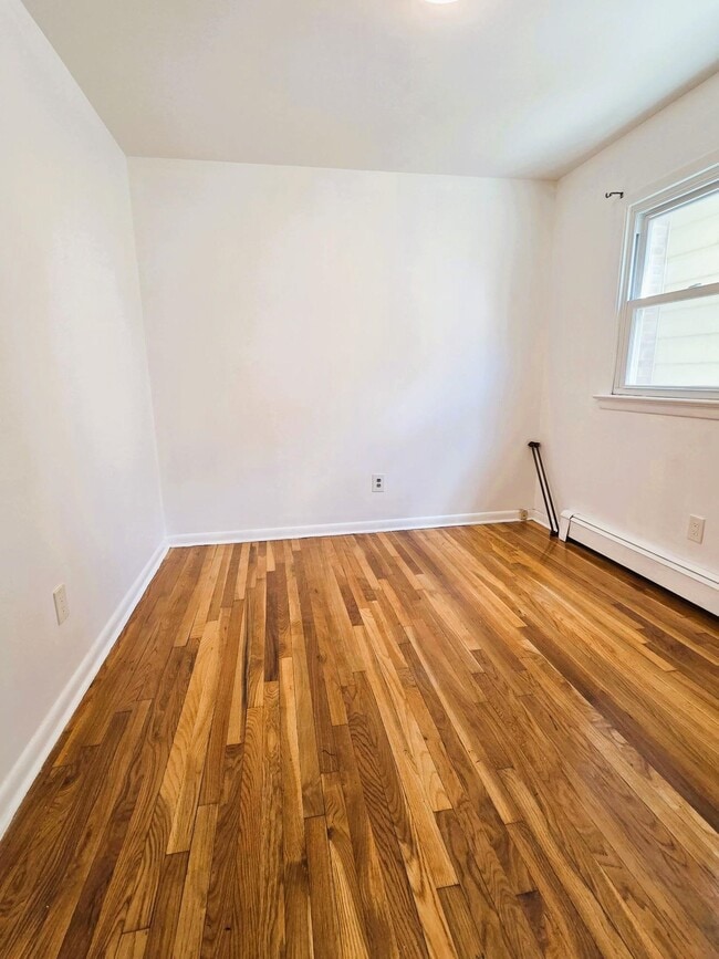 Building Photo - 777 Montgomery St