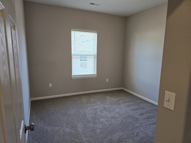 Building Photo - 12219 N Rhode Ct