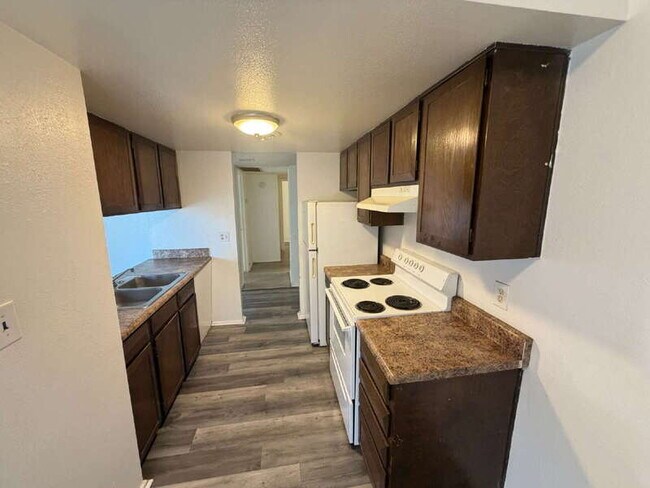 Building Photo - 10660 W Concordia Dr
