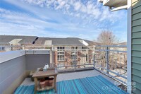 Building Photo - Modern Condo for Rent – Walk to NoDa & Lig...