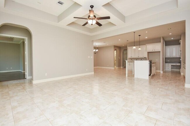 Building Photo - 6615 Rising Hills Ln