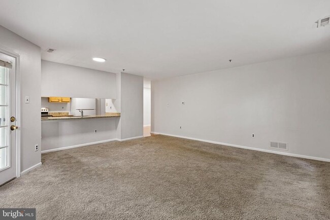Building Photo - 1024 Willings Way