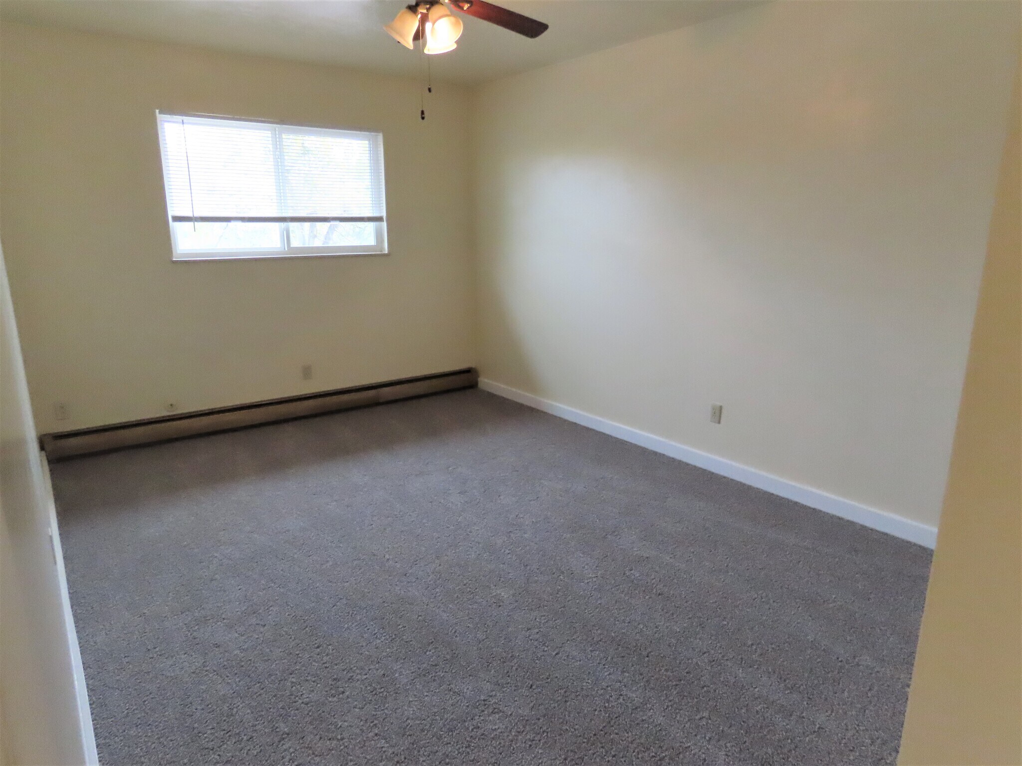 Building Photo - 1129 Darby St