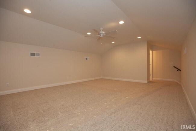 Building Photo - 3018 White Oak Trl