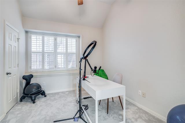 Building Photo - 3764 Lakeway Ct