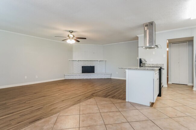 Building Photo - Newly Renovated Single Family Home | 3 BR/2BA | 1-Car Covered Parking | Gated backyard