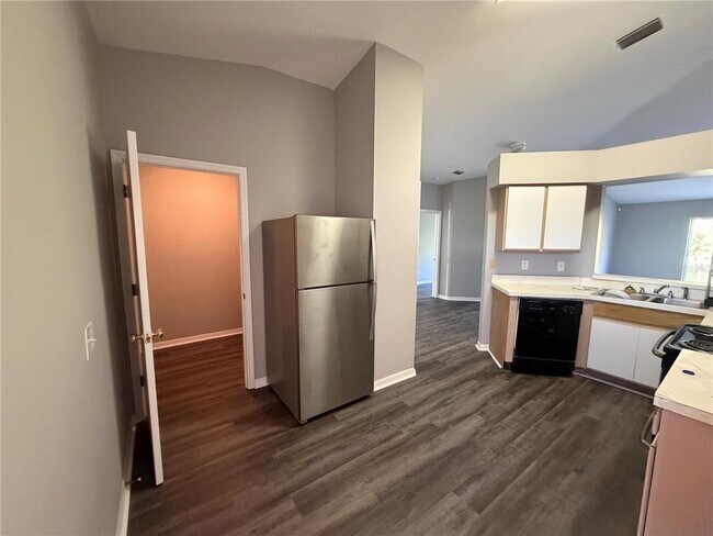 Building Photo - 11701 Brenford Crest Dr