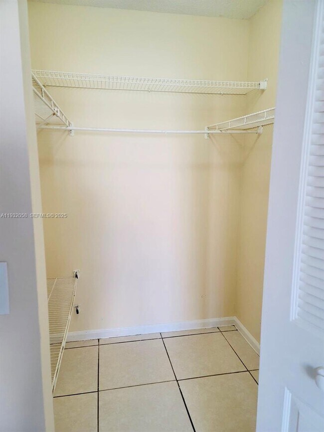 Building Photo - 1500 N Congress Ave