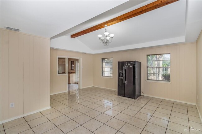 Building Photo - 21 E Saenz Ave