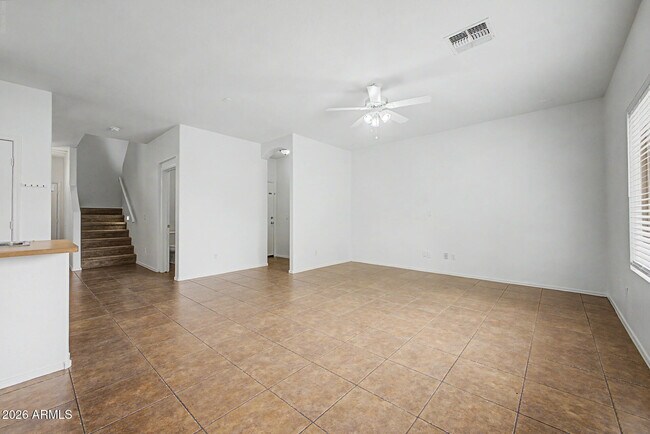 Building Photo - 14165 W Crocus Dr
