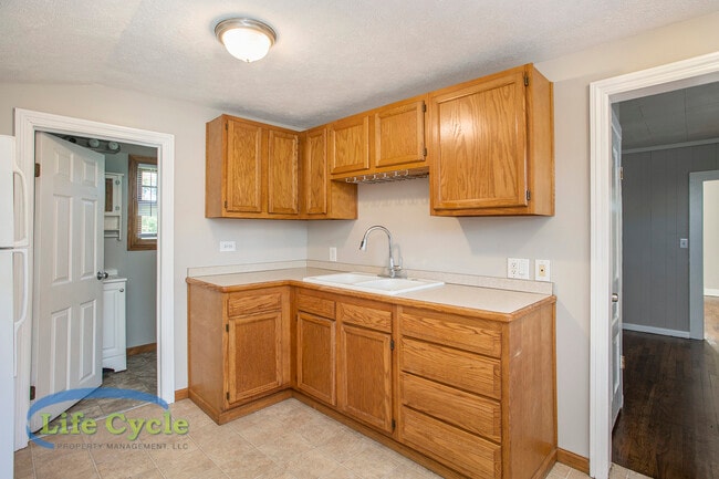 Building Photo - 243 Michigan St NW