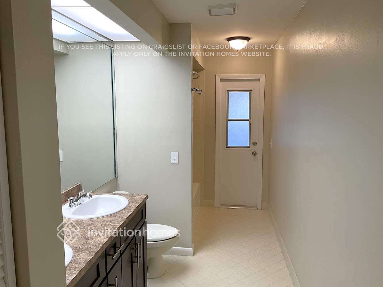 Building Photo - 8825 NW 57th Ct