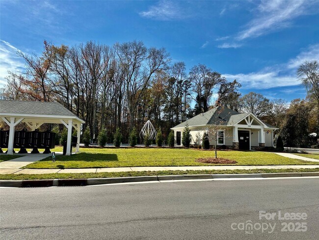 Building Photo - 1210 Leno Ln