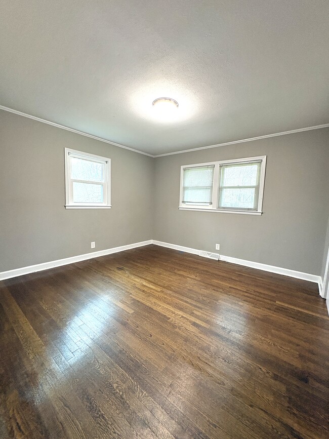 Building Photo - 1081 Ragin Ln