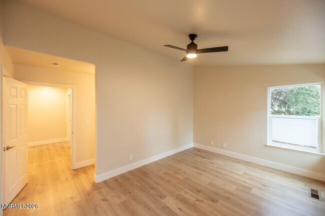 Building Photo - 7562 Wheeldale Cir