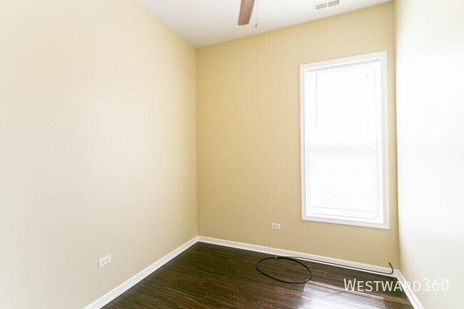 Building Photo - 211 S Campbell Ave