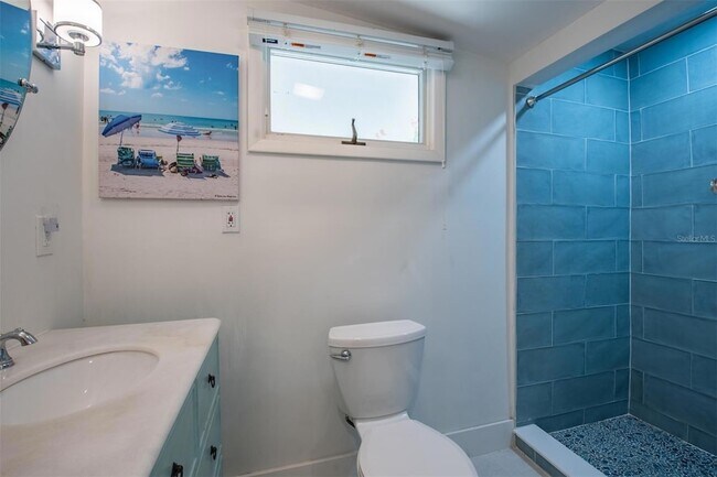 Building Photo - 8302 Midnight Pass Rd