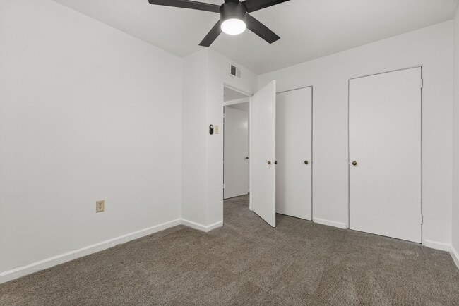 Building Photo - Riverside Condominiums