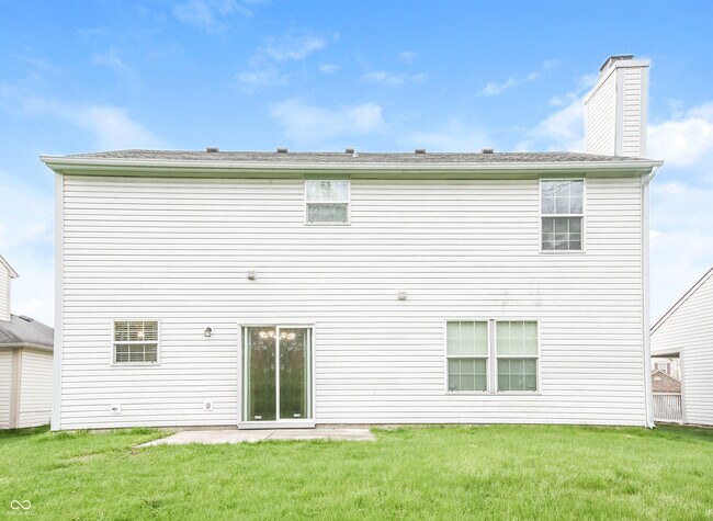 Building Photo - 10734 Snowdrop Way