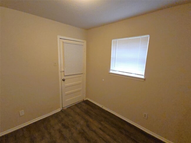 Building Photo - 5607 Grace Point Ln