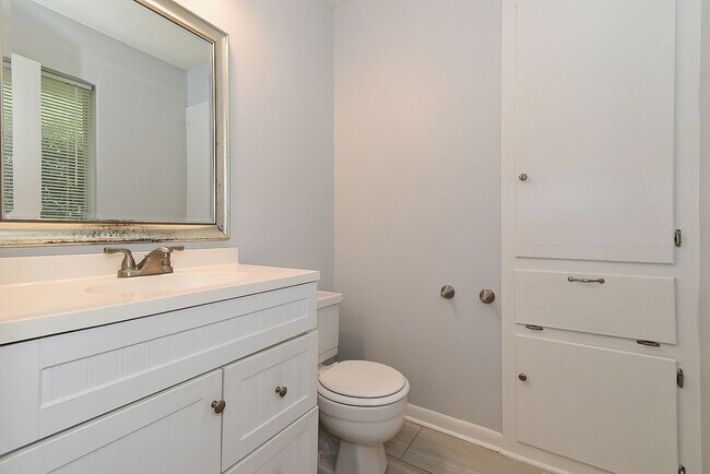 Building Photo - 6508 Finch-House