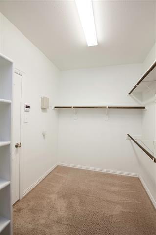 Building Photo - 5601 Fremont Dr