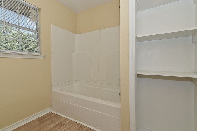 Building Photo - STANFORD.3406 A-B