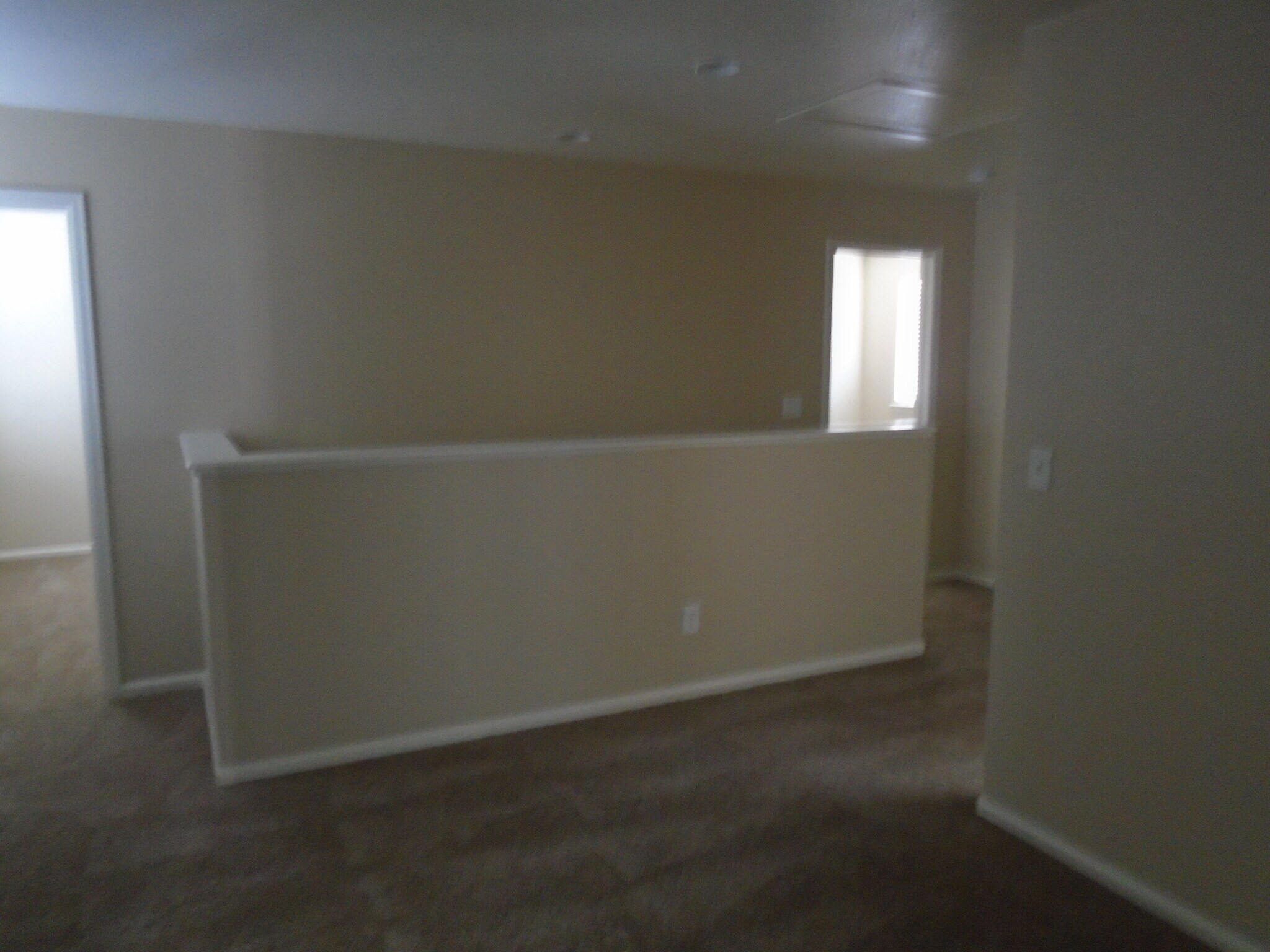 Building Photo - 1020 Quail Cir