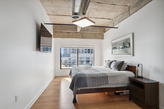 Building Photo - Atlantic Station Luxury