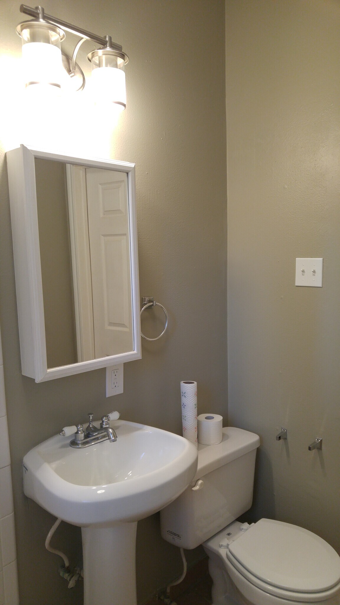 Bathroom - 108 South Henderson Avenue