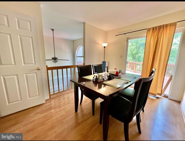 Building Photo - 9632 Hadleigh Ct