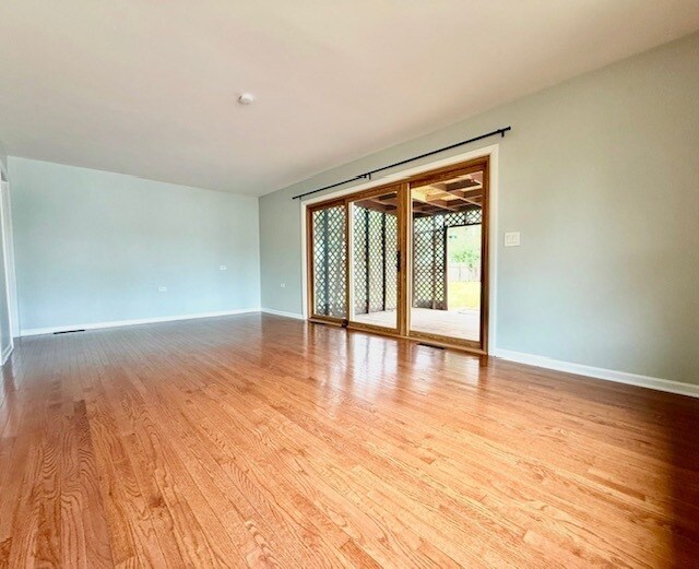 Building Photo - 307 S Pierce Ave