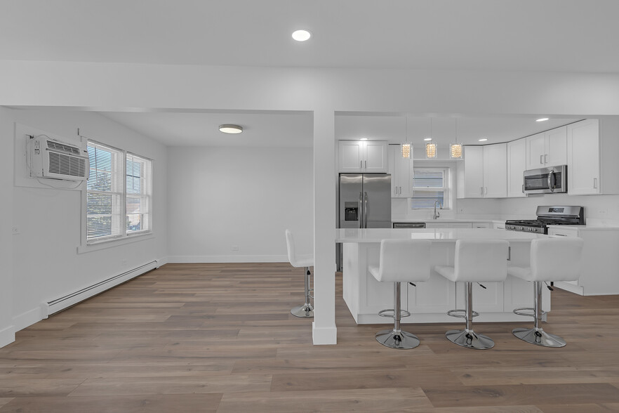Building Photo - 651 Beau Ct
