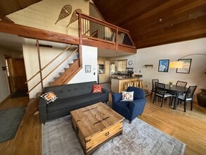 Building Photo - Stunning Fairplay Cabin available now!