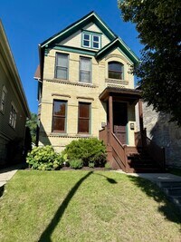 Building Photo - 2013 N Palmer St