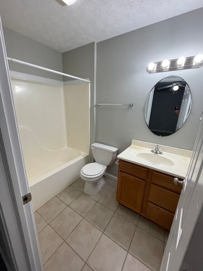 Building Photo - 3891-3895 Ledyard- FEATHERSTON