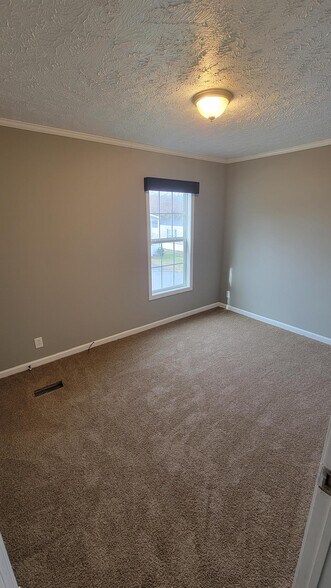 Building Photo - 59 Sugar Maple Dr