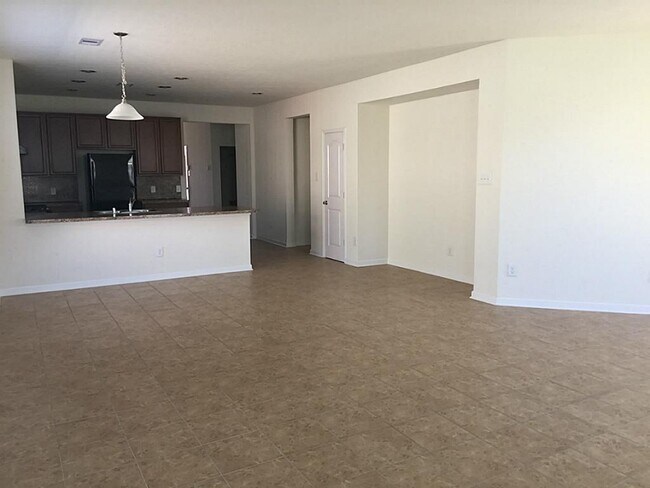 Building Photo - 21015 Blackstone Villa Ln