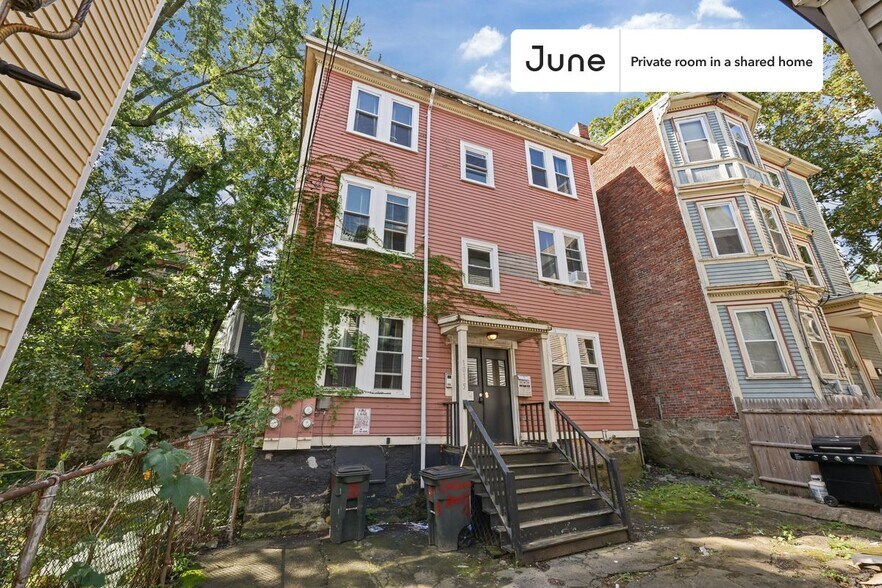 Building Photo - Room in Shared 3 bed/1 bath home