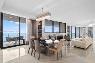 Building Photo - 18555 Collins Ave