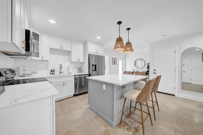 Building Photo - 4924 Shetland Ave