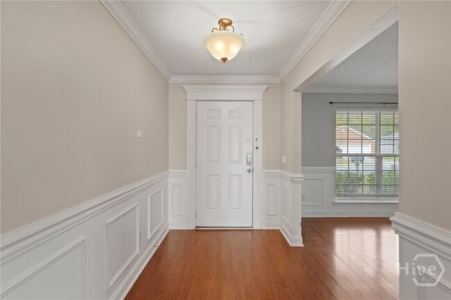 Building Photo - 220 Augusta Way