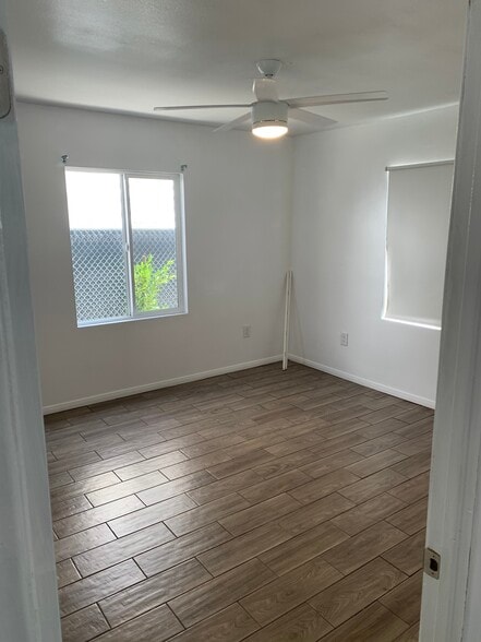 Building Photo - 526 Brooks Ave