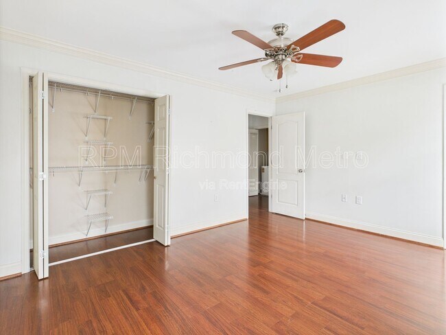 Building Photo - 1712 Kemper St