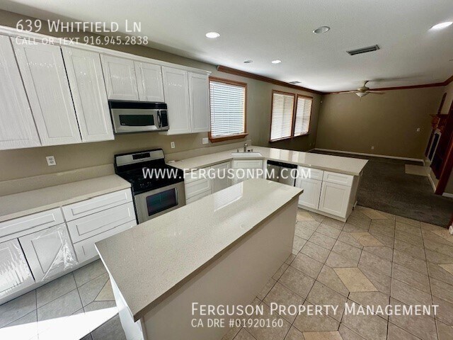 Building Photo - 639 Whitfield Ln